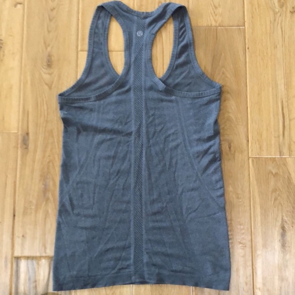 Lululemon swiftly tank top sz 4 - Picture 3 of 5